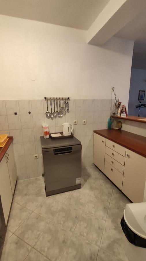 Apartments Jadranka Makarska Bagian luar foto