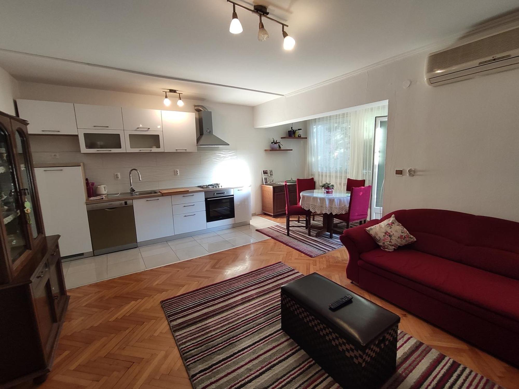 Apartments Jadranka Makarska Bagian luar foto