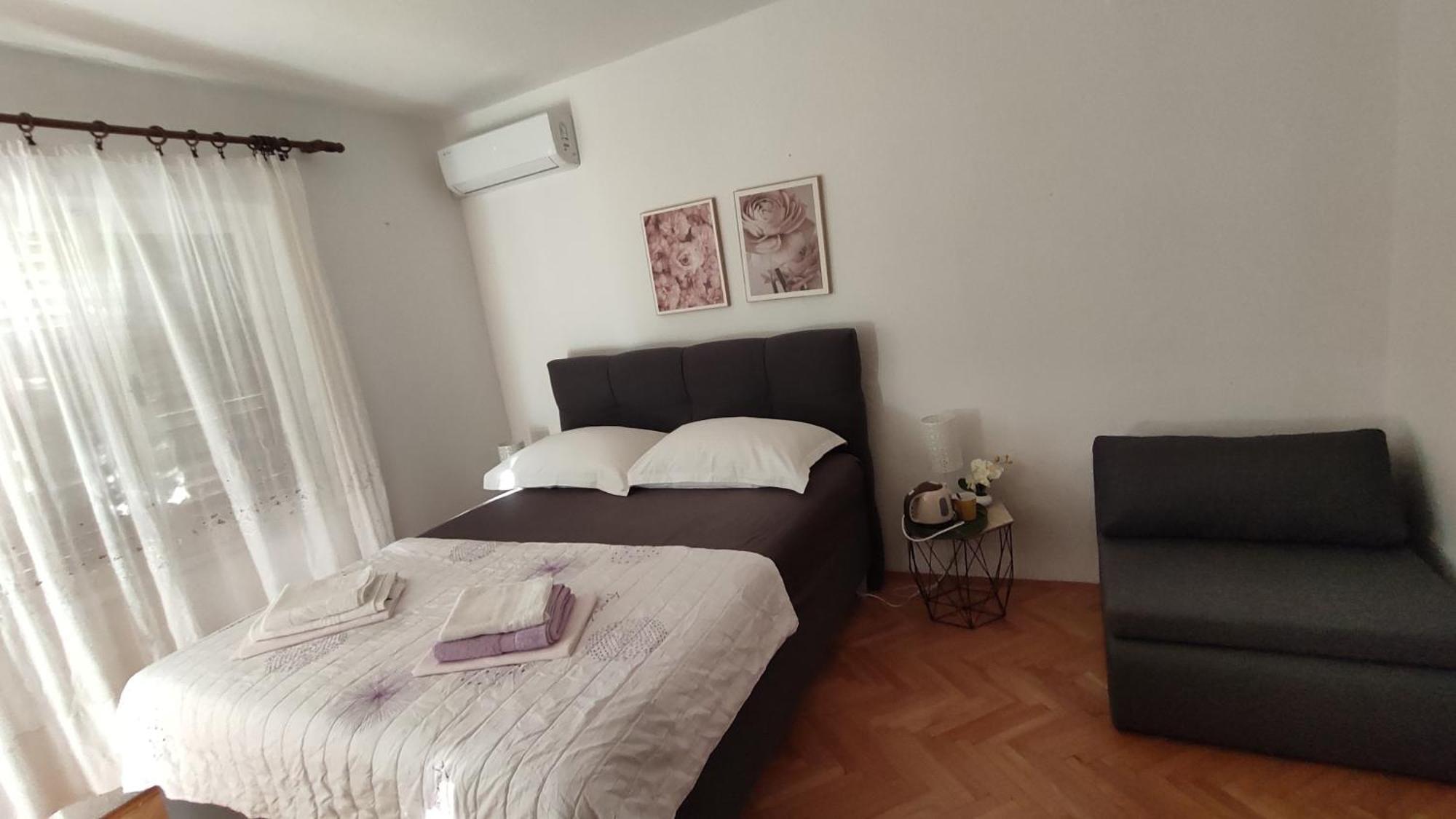 Apartments Jadranka Makarska Bagian luar foto