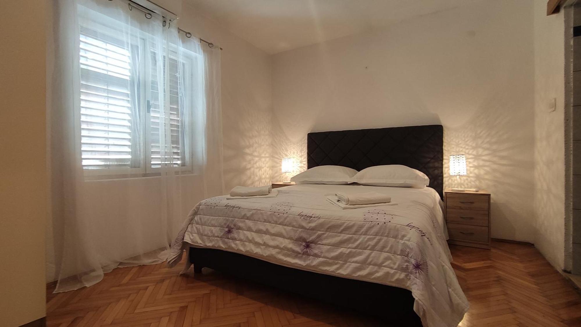Apartments Jadranka Makarska Bagian luar foto