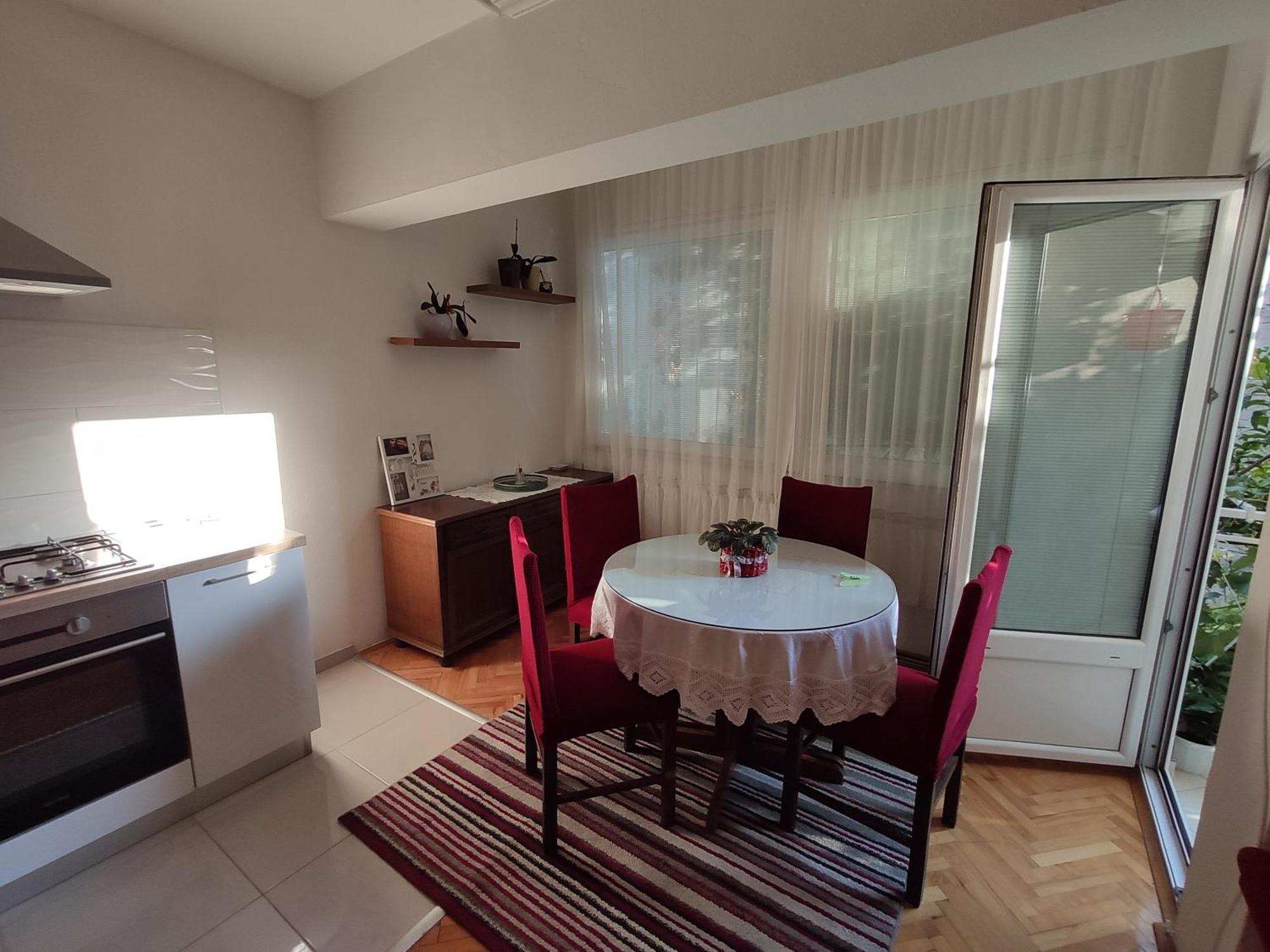 Apartments Jadranka Makarska Bagian luar foto