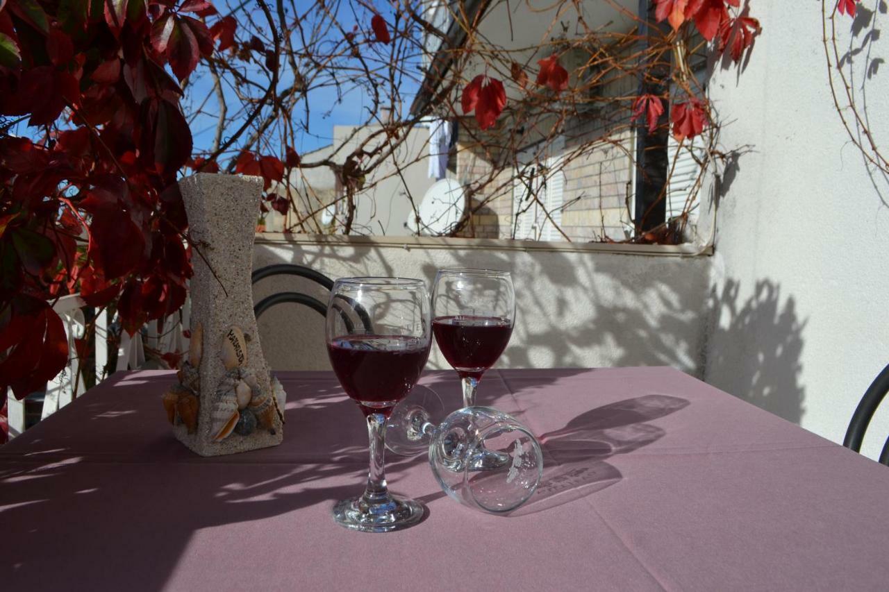 Apartments Jadranka Makarska Bagian luar foto